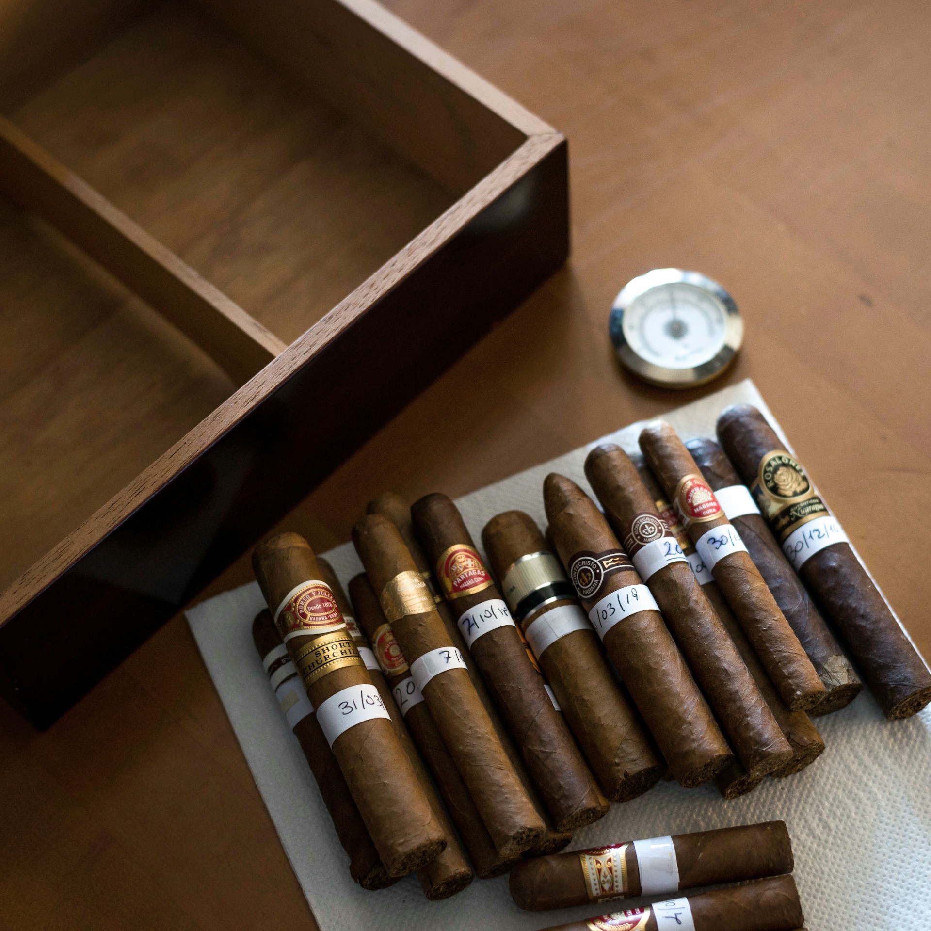 Por Qué un Cigar Corner es el Toque de Lujo para tu Boda